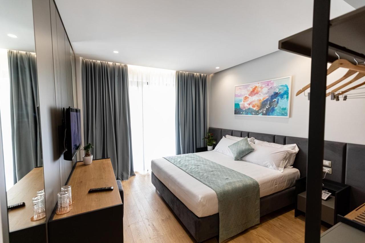 Ames Hotel & Spa Влёра Экстерьер фото
