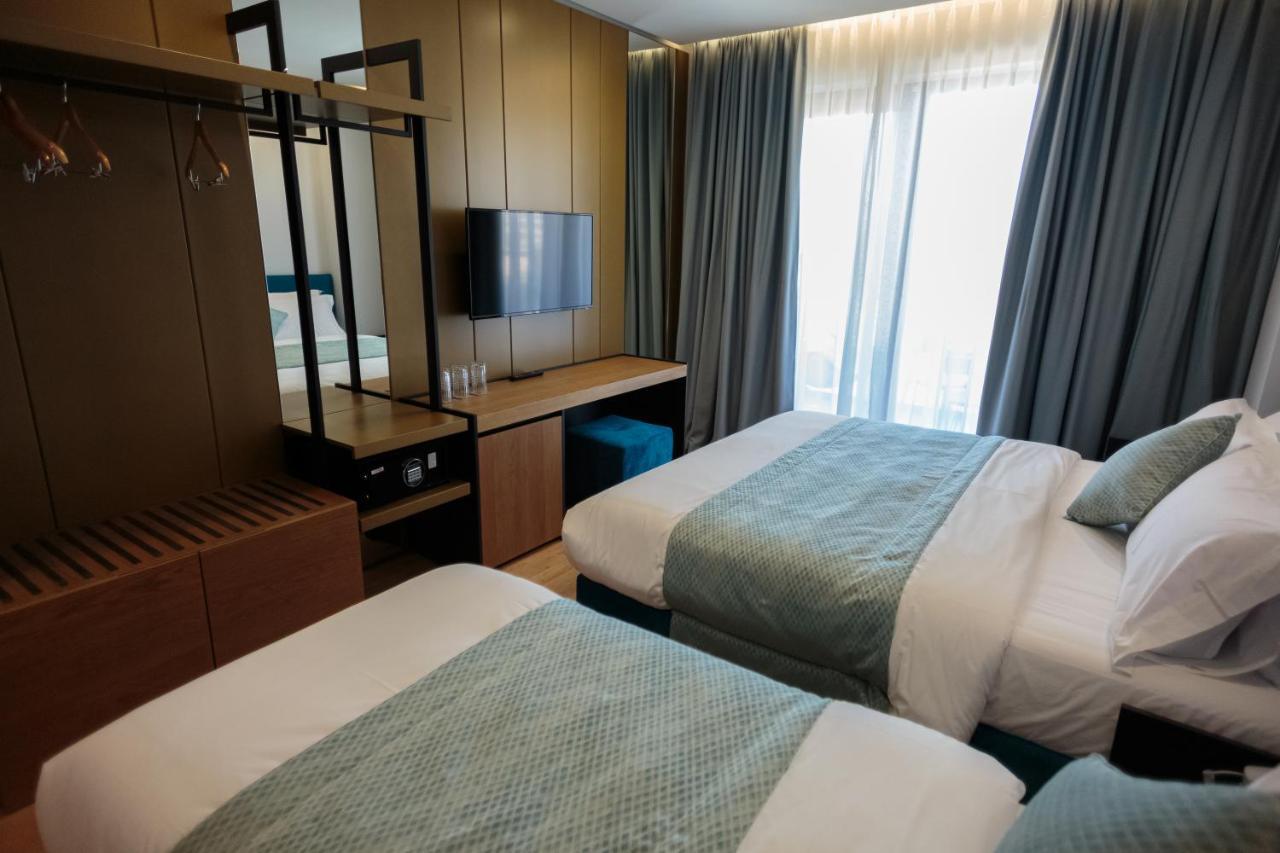 Ames Hotel & Spa Влёра Экстерьер фото